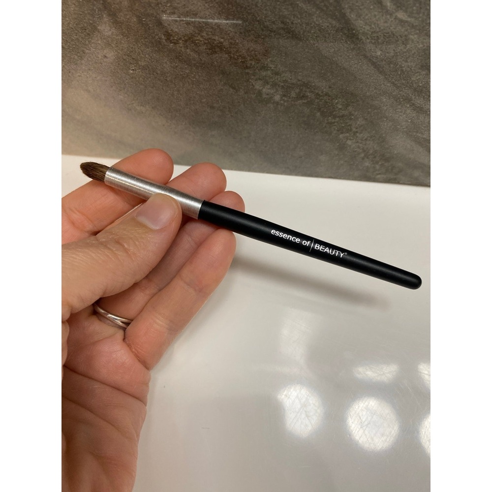 Essence of Beauty crease eyeshadow makeup brush New